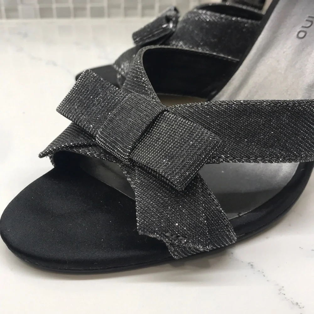 Ann Marino open toe bow slip on heels